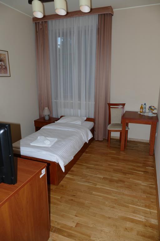 Ckm Centrum Konferencyjne Mazowsze Otrebusy Экстерьер фото