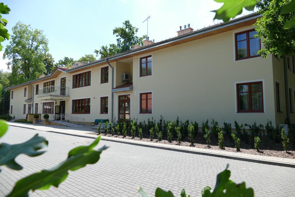 Ckm Centrum Konferencyjne Mazowsze Otrebusy Экстерьер фото